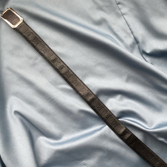 Men’s Gucci Signature Leather Belt - Picture 12 of 12